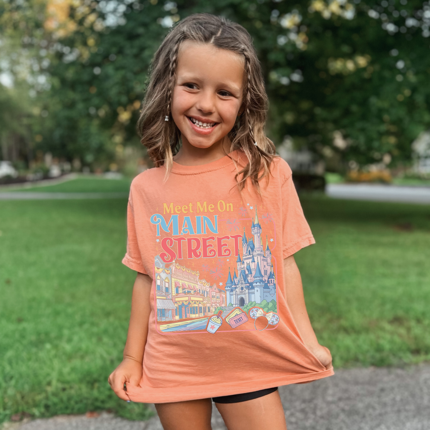 YOUTH Meet Me on Main Street Tee - PREORDER 3 WKS