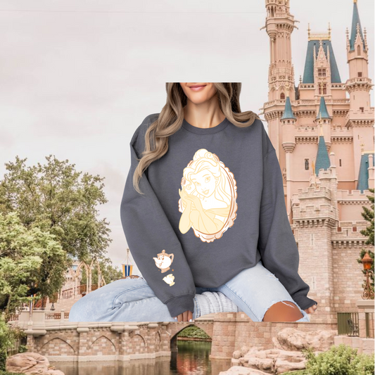 Belle of the ball - CREWNECK - shirt
