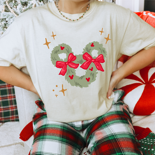 Girly Wreath Tee - PREORDER 2-3 WKS