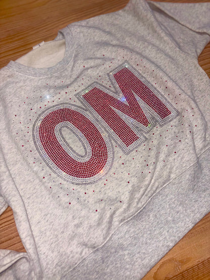 OM CREWNECK